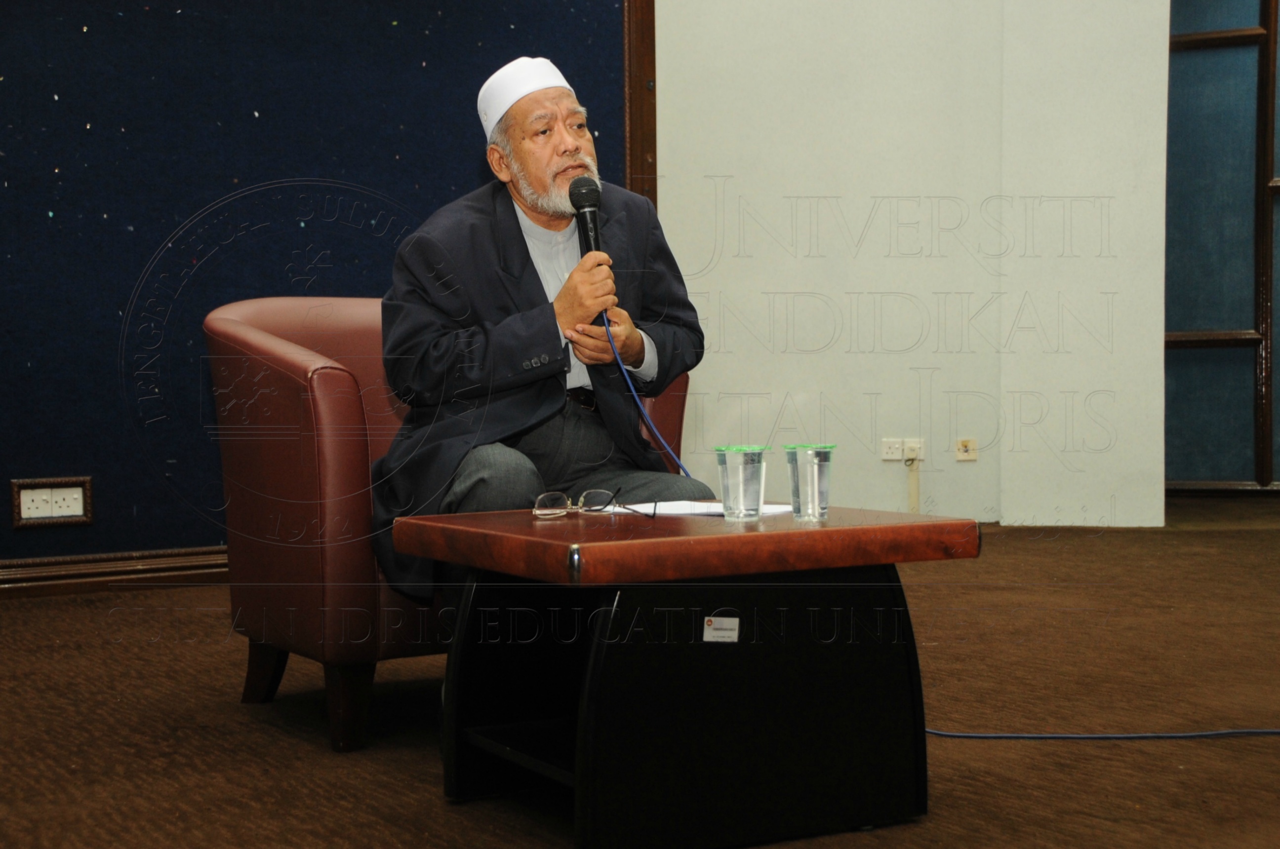 PRO 16 1 MAULIDUR HAS 7348